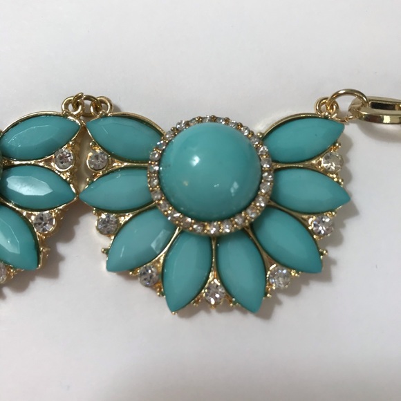 Blue Cobachon w/Accent Faux Jeweled Necklace - Picture 10 of 10